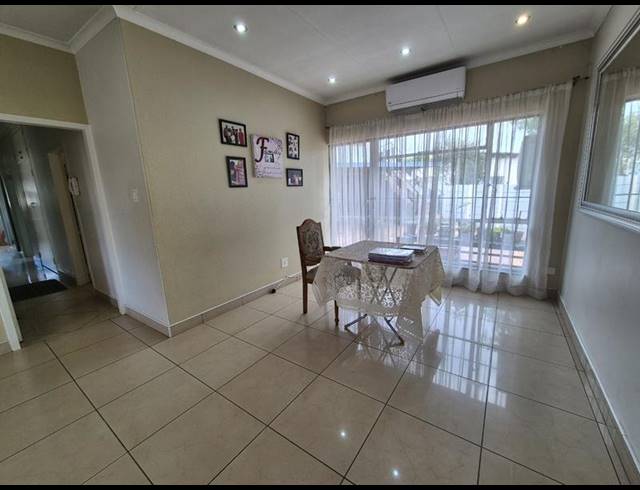 5 BEDROOM HOUSE FOR SALE IN BRACKENDOWNS